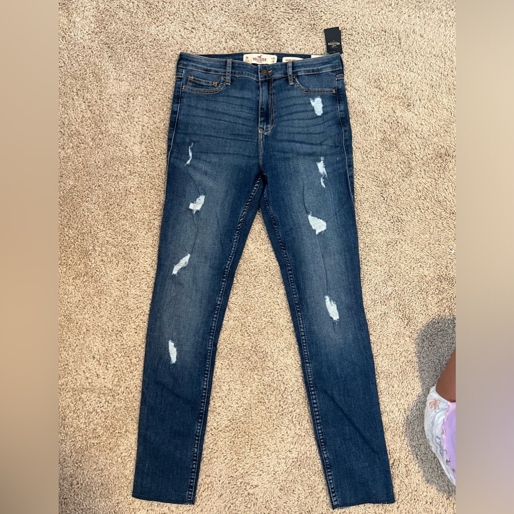 Brand new hollister jeans